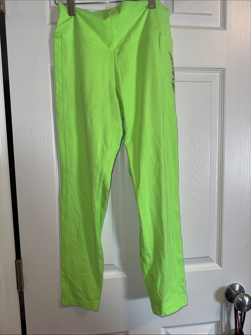 Victoria’s Secret pink ultimate workout legging Neon Lime High-Waist Leggings M